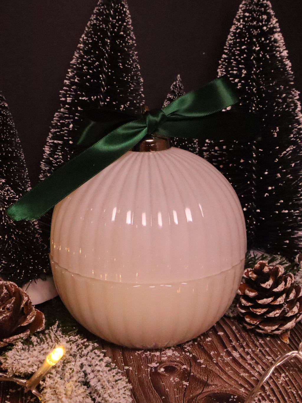 Christmas Bauble Matt White - And Sparkle